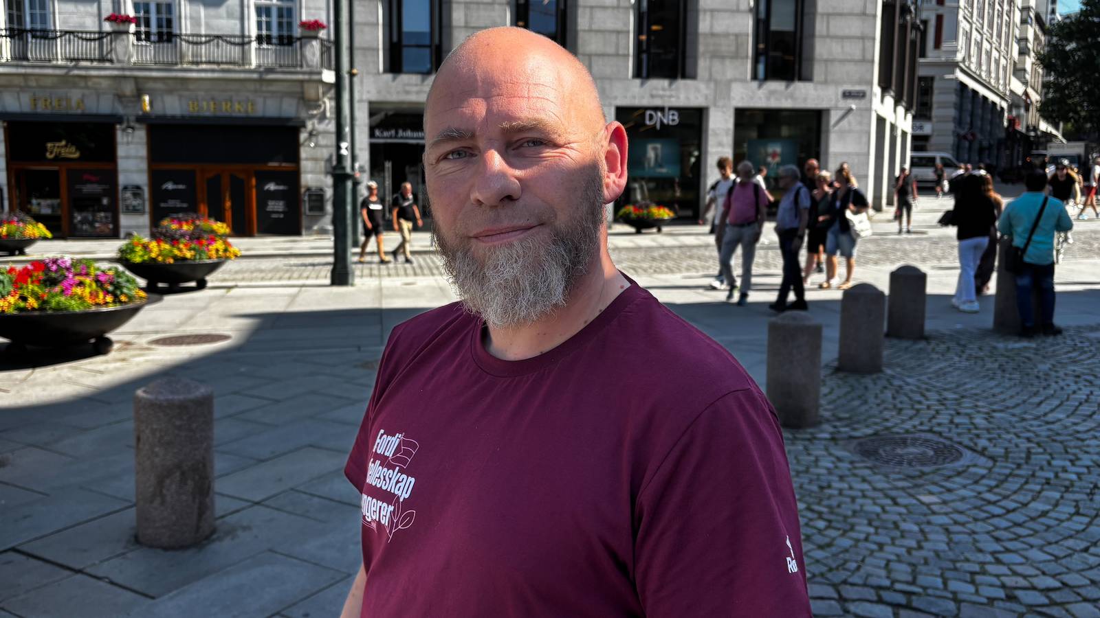 Søndagsåpne butikker i Norge: Fortviler over å ikke bli definert som ...