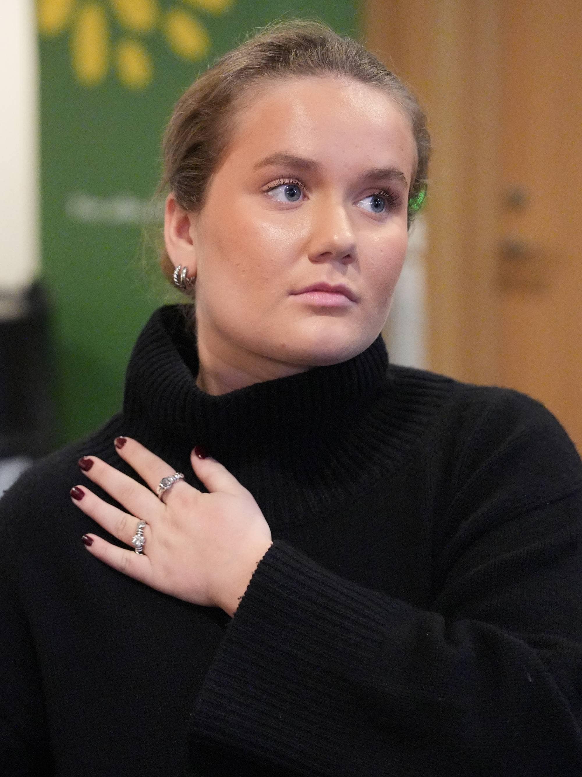 Frøya Skjold Sjursæther