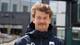 Henrik Myhr Nielsen / NRK en person som smiler utenfor