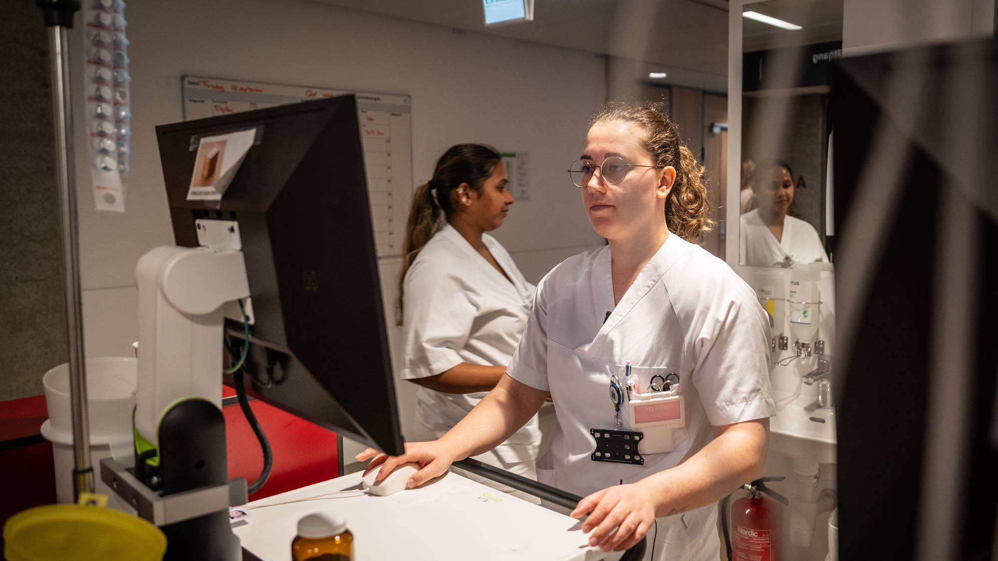 Sykepleier på jobb