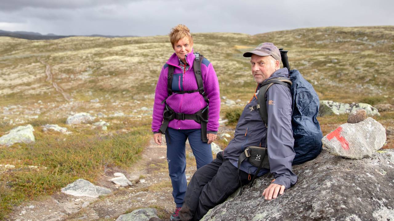 Bjørg og Knut Harald Brekke på vei til Heinseter Fjellstue i H