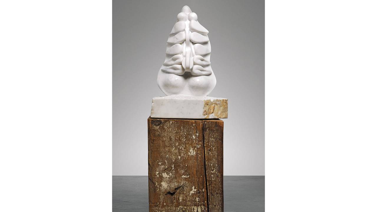 Louise Borgeouis: «Torso, Self-Portrait» (Hvit marmor på sokkel av tre. 1963-64)