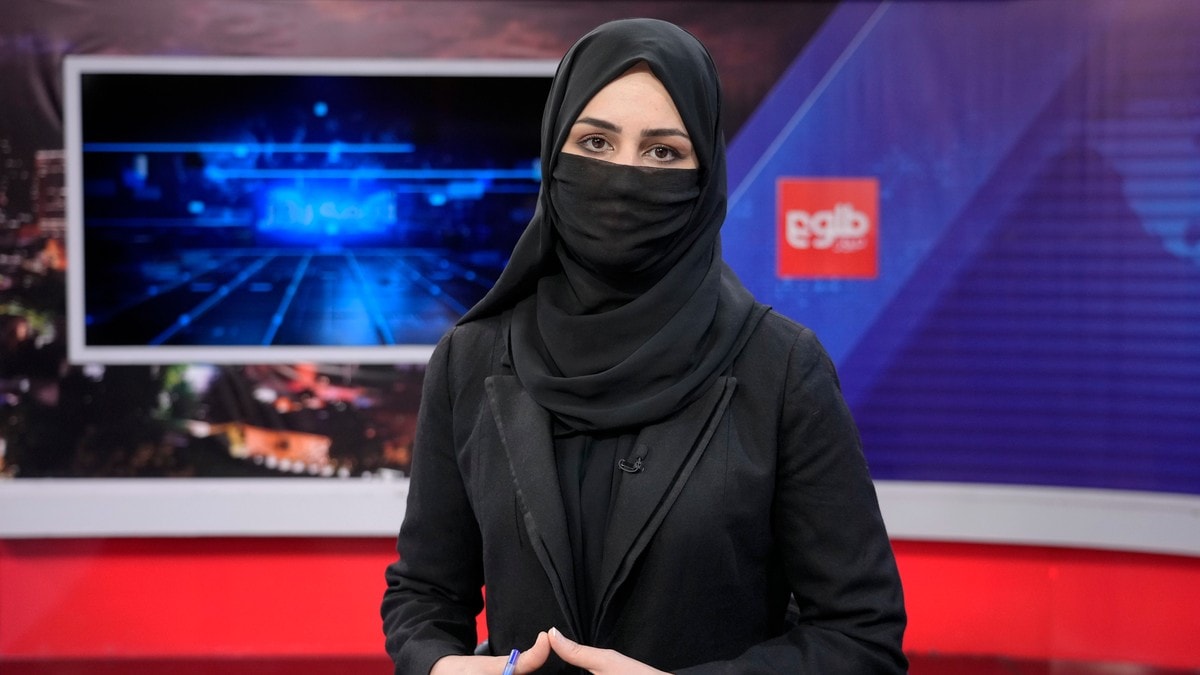 Kvinner må bruke slør på TV i Afghanistan