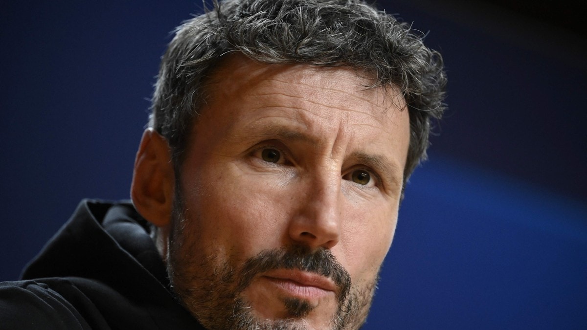Van Bommel tar over som trener for Belgia