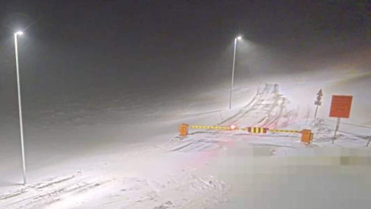 Uvær rammer trafikken i Finnmark