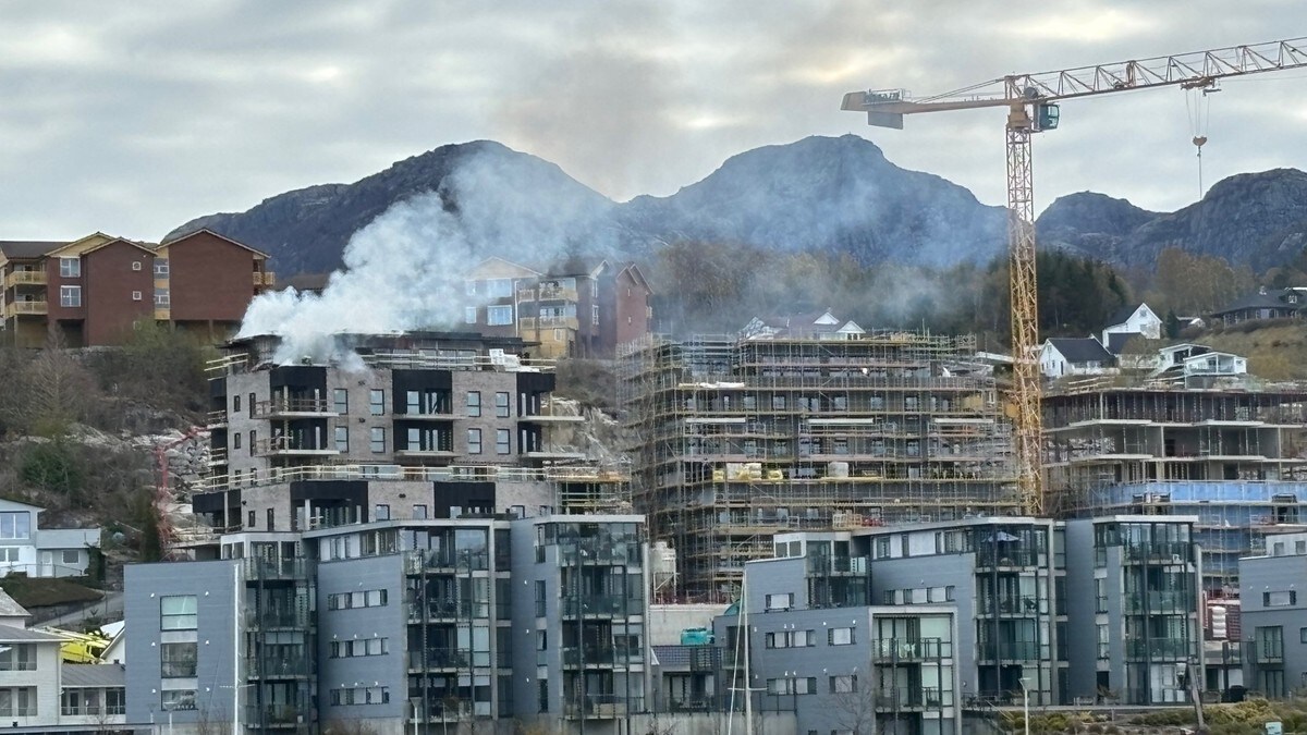 Brann i bygning under oppføring på Jørpeland