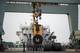 Foto: Aly Song / Reuters / NTB Un grand navire avec une grande grue