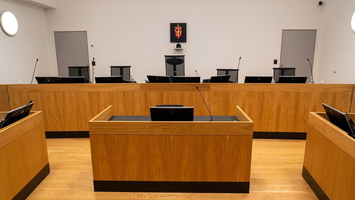 Skal ha blitt valdteken i timevis i eiga seng: – Var redd for livet mitt