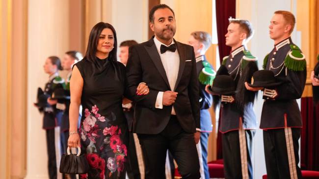 Stortingspresident Masud Gharahkhani trenger hjelp mistet gifteringen