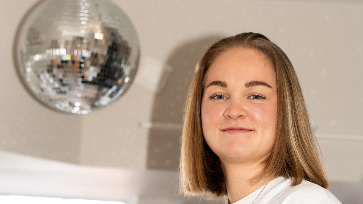 Caroline har tjent over 100.000 på sideinntekter