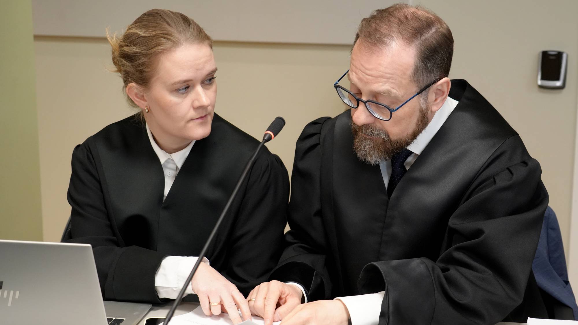 Aktor og politiadvokat i rettssaken Tjeldsundulykken Tor Børge Nordmo, Statsadvokat i Nord statsadvokatembete Politiadvokat Maria Garfjeld-Kvile
rettssak etter dødsulykken i Tjeldsund i januar