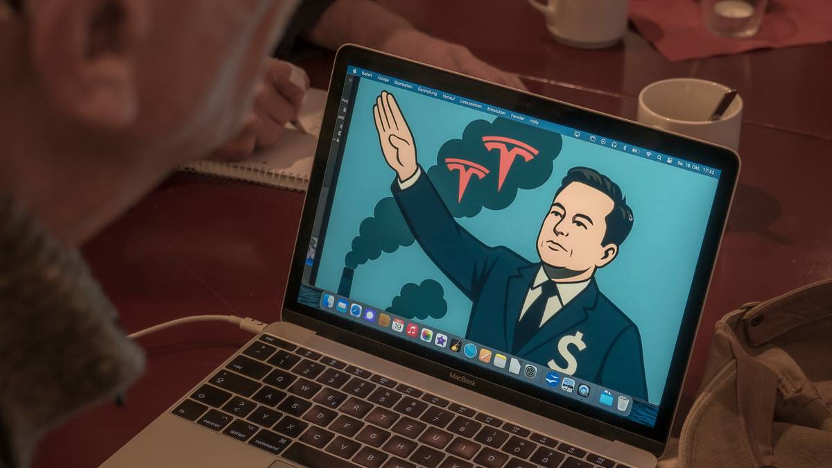 På innsiden av Tesla-fabrikken