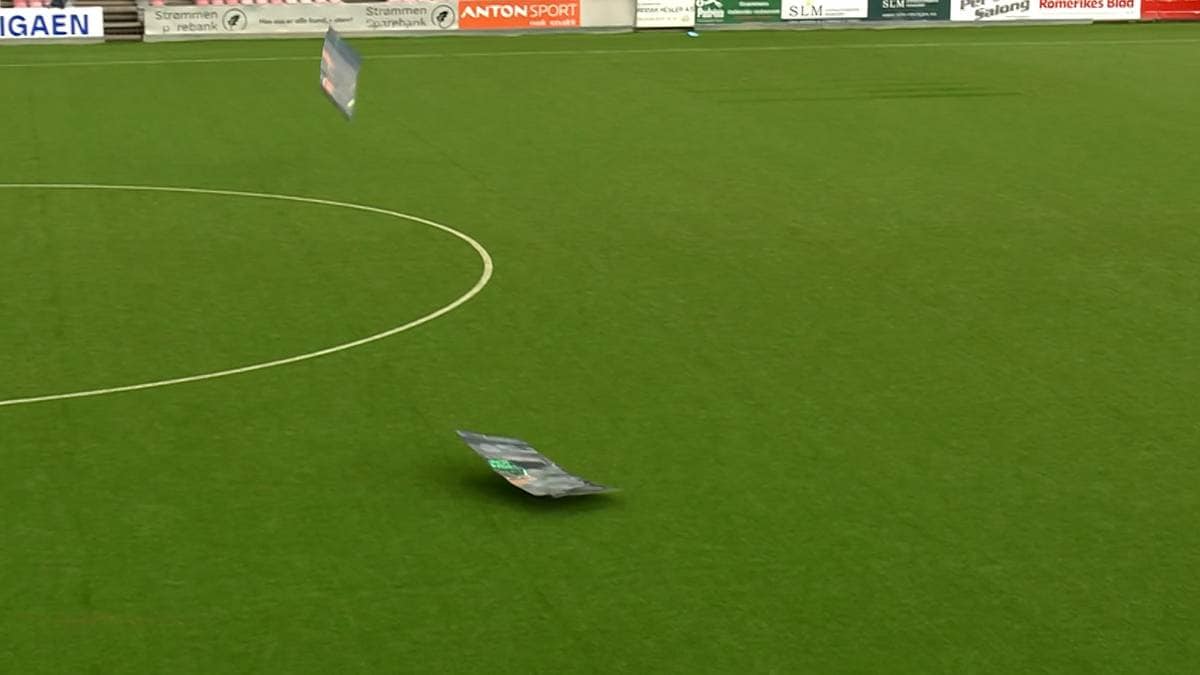 Kamp stoppet – reklameskilt flagret i luften: – Livsfarlig