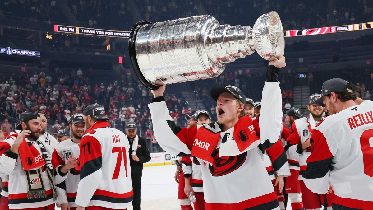Carolina Hurricanes vant Stanley Cup