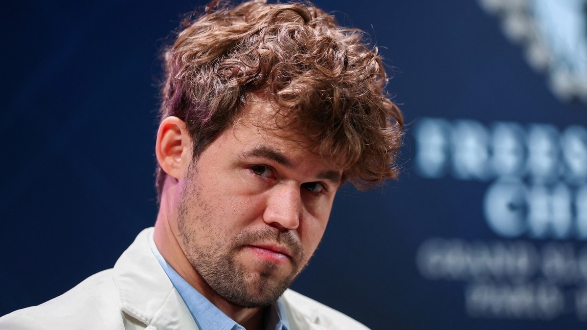 Carlsen til kvartfinale i esport-VM