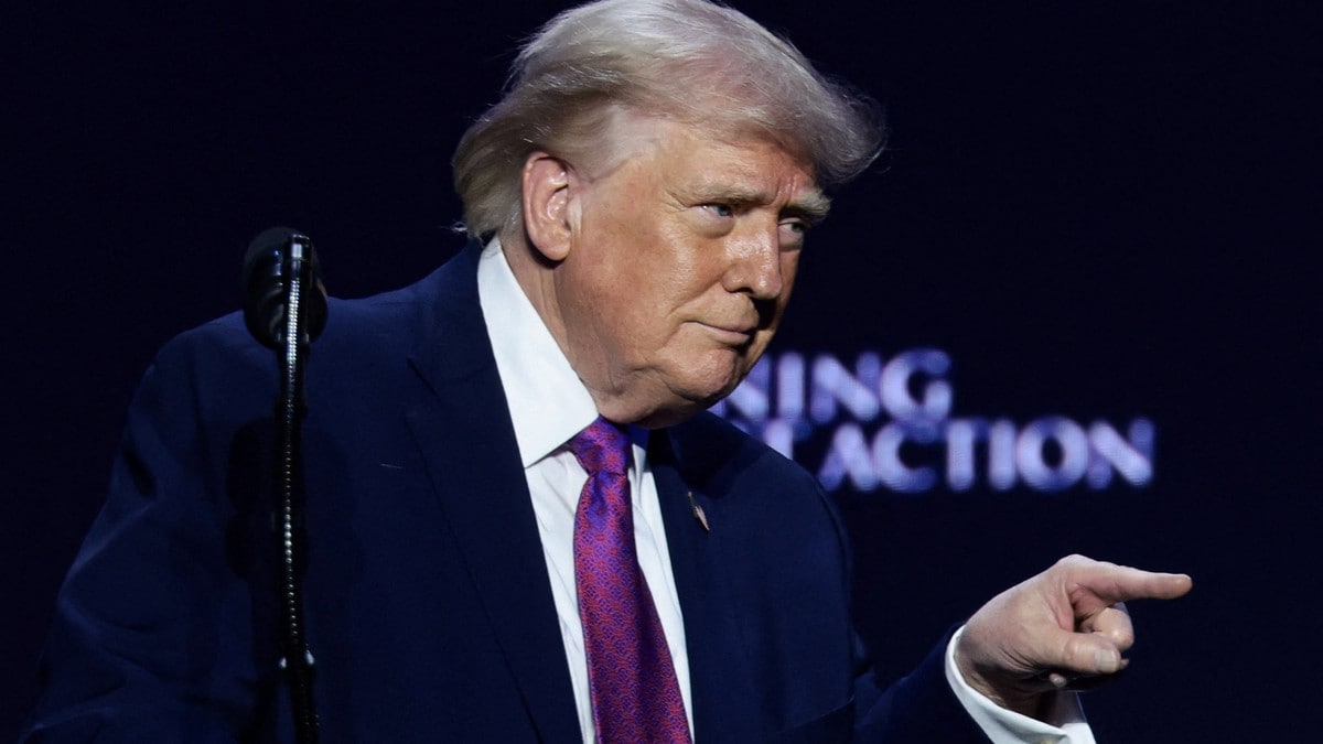 Trump varsler at UFO-dokumenter snart vil bli frigitt