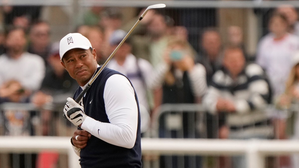 Sjokkstart for Tiger Woods – bunnplassert i British Open