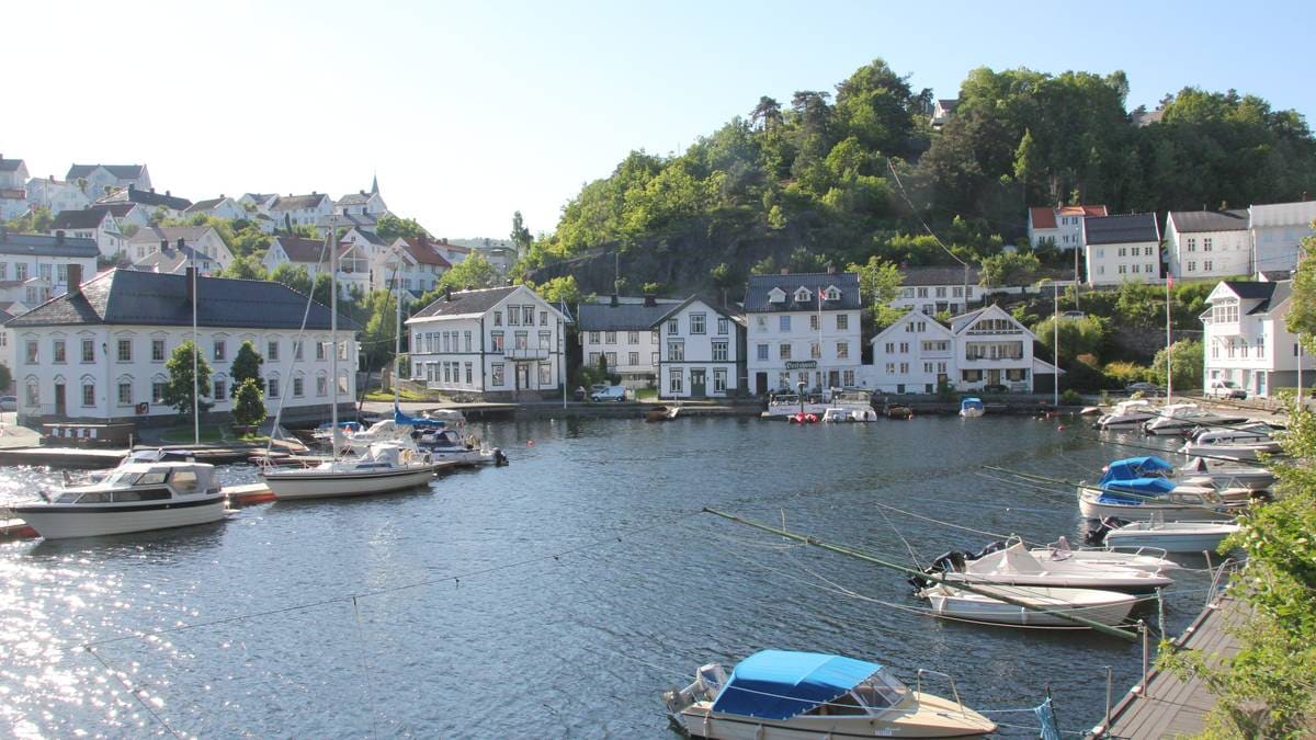 Tvedestrand og Risør er snart like store