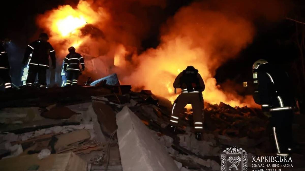 Russisk nattangrep – søker etter overlevande i ruinar i Kharkiv