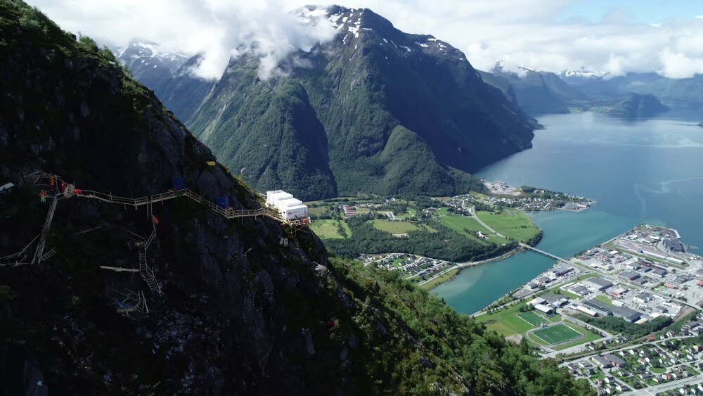 – Dette er Norges mest spektakulære arbeidsplass