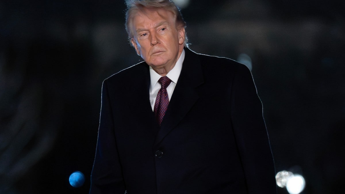 Trump: Produktive samtaler med Iran – utsetter angrep mot oljeanlegg i fem dager