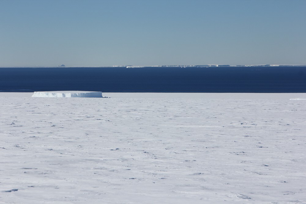 Ny forsking: Havet smeltar Antarktis-isen