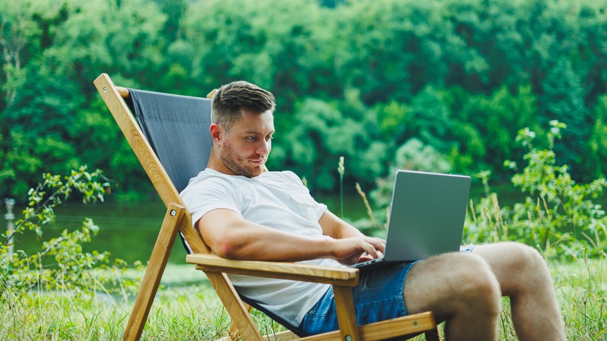 Fordummende intelligent teknologi