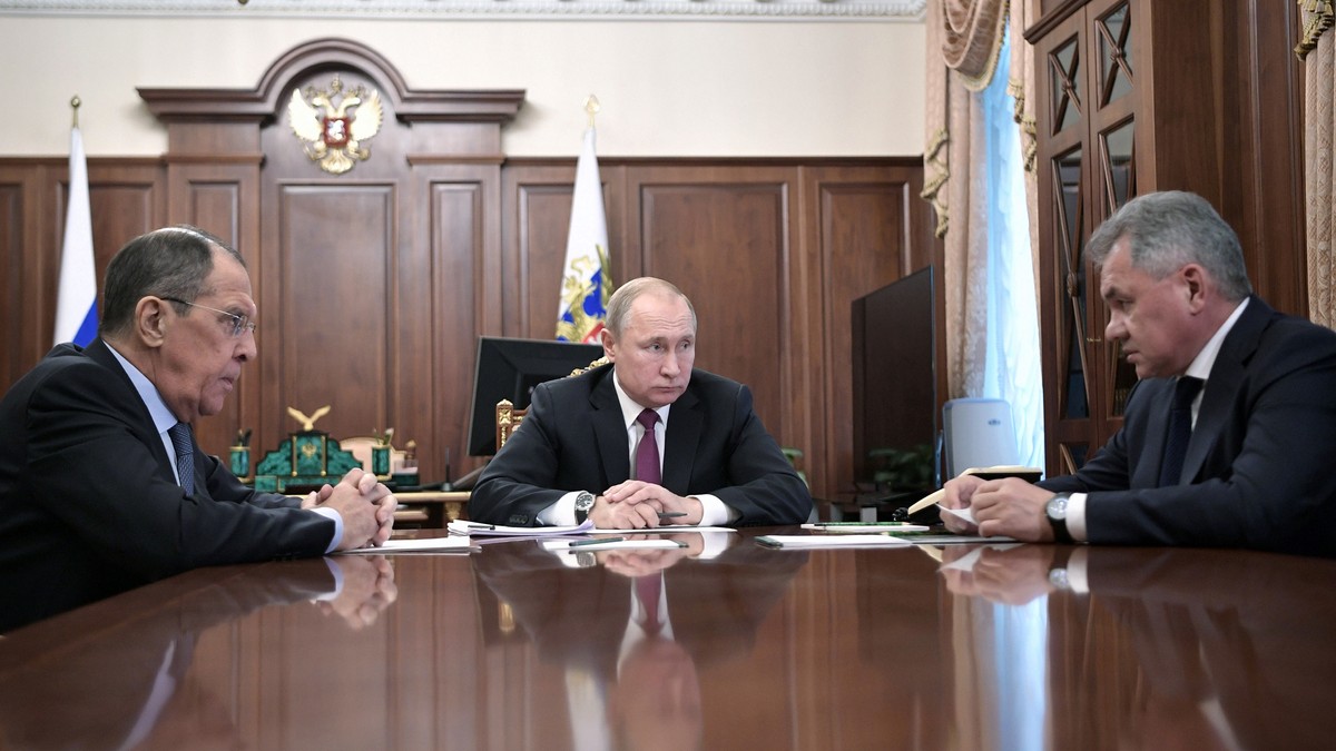 Putin vraket forsvars­ministeren: – Viser at Putin plan­legger lang­siktig