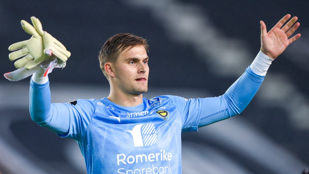 Hedenstad Christiansen ferdig i Lillestrøm