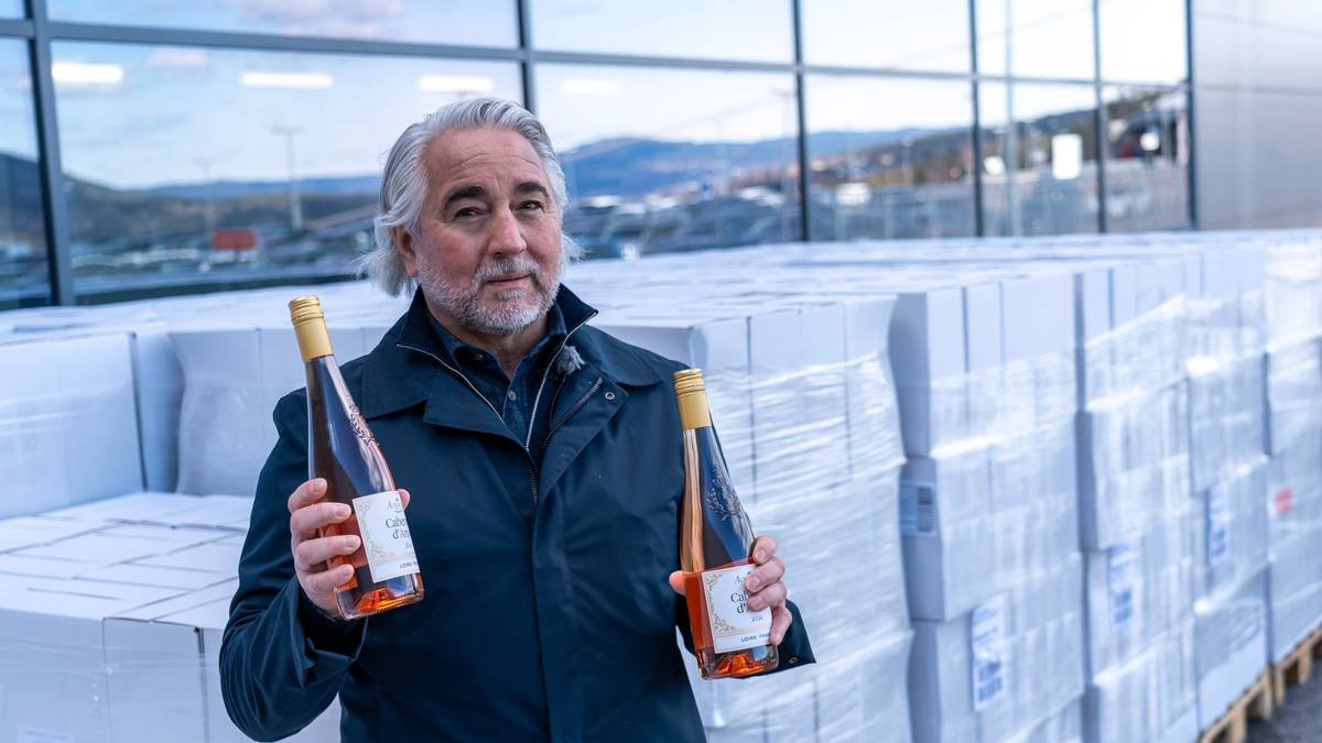 Fryktar han må kaste 10.000 vinflasker