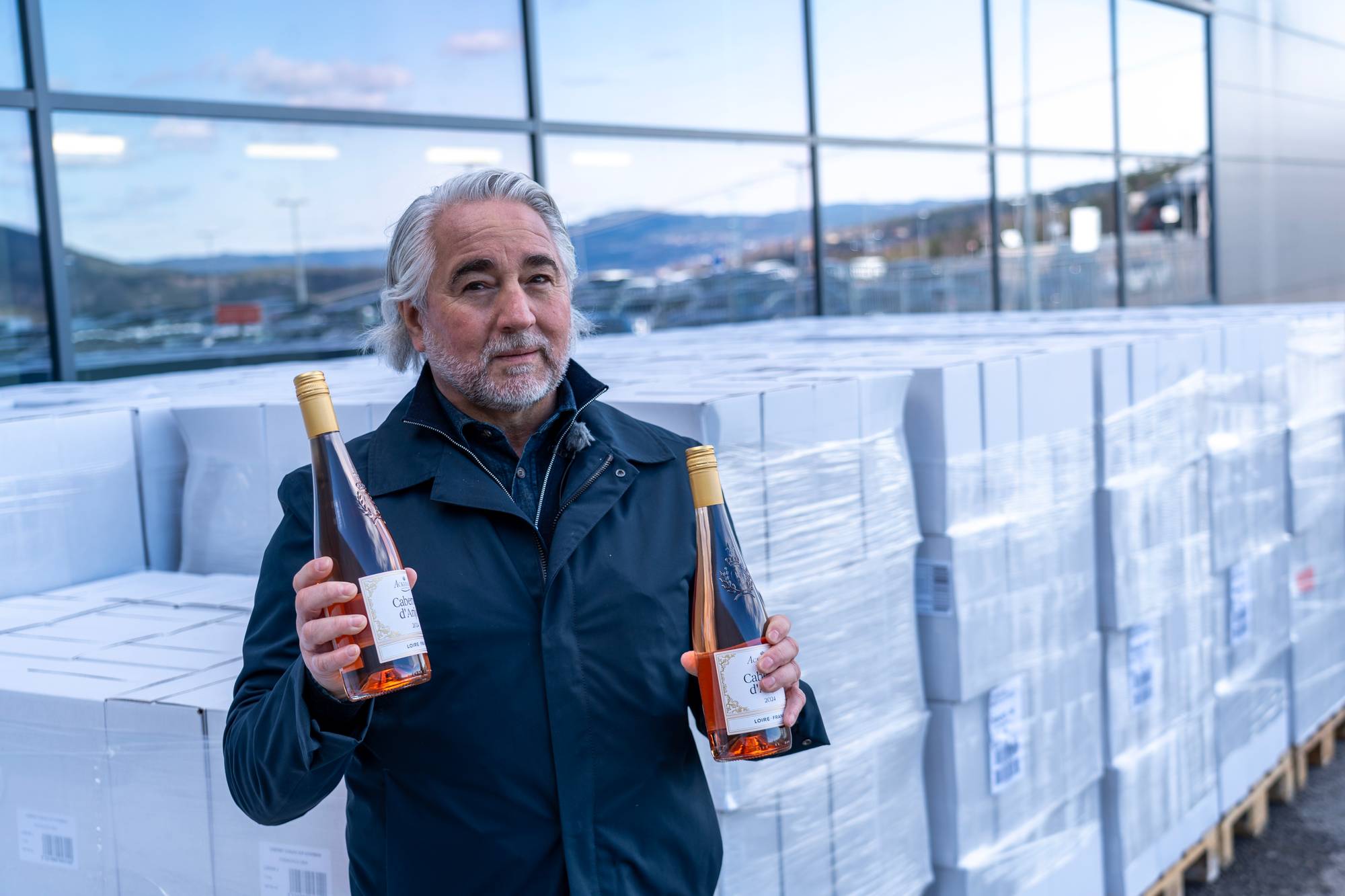 Vinkartonger og vinflasker