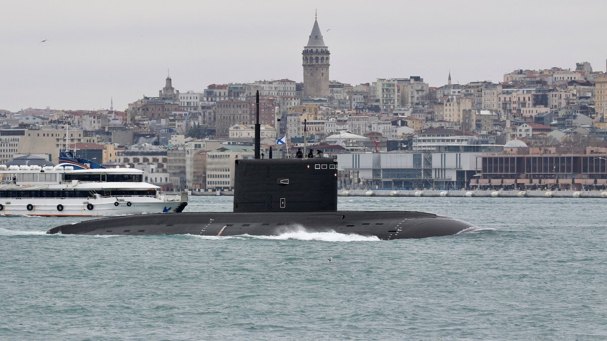 Skipsspotterne i Istanbul ser at spenningen øker i Ukraina