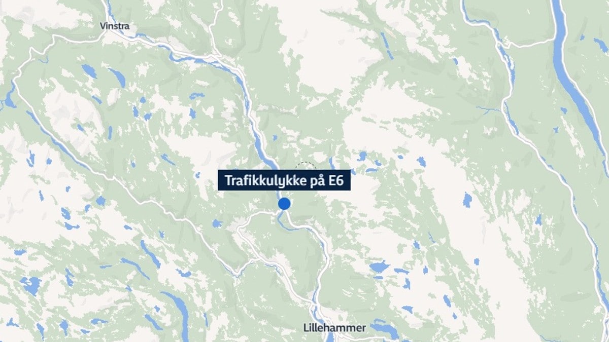 10 personer i trafikkulykke på E6