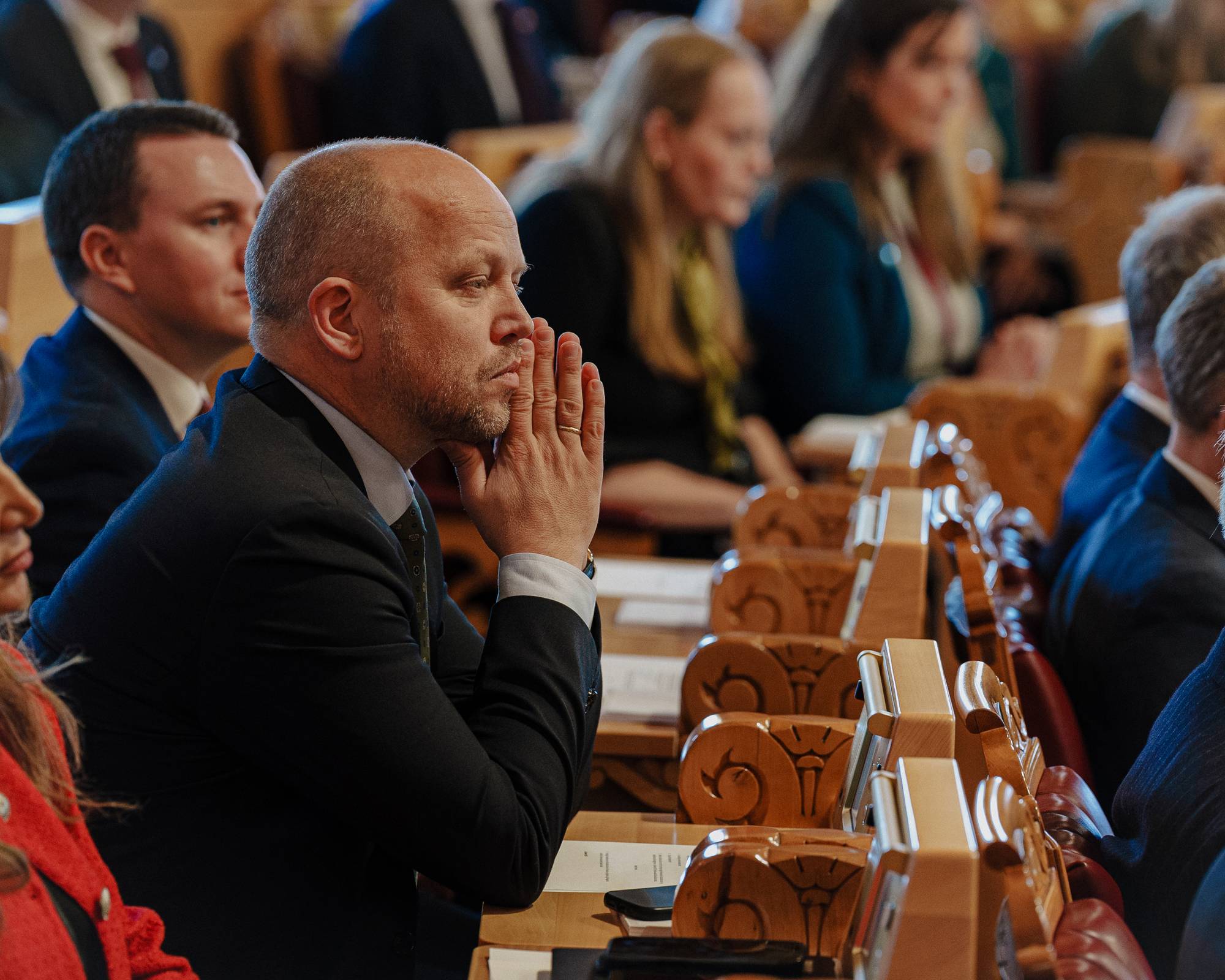 Trygve Slagsvold Vedum følger med