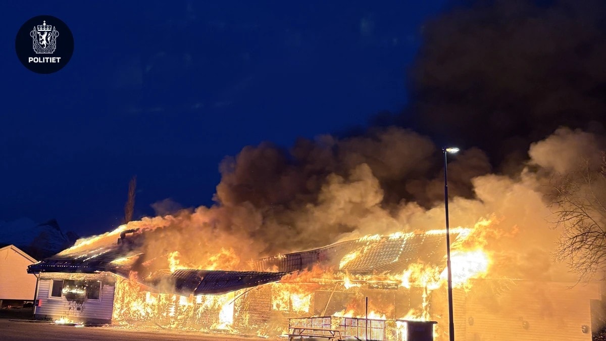Kraftig brann ved campingplass i Bodø