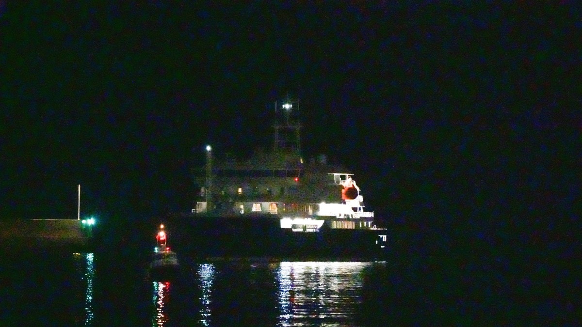 MS Hondius framme ved Tenerife